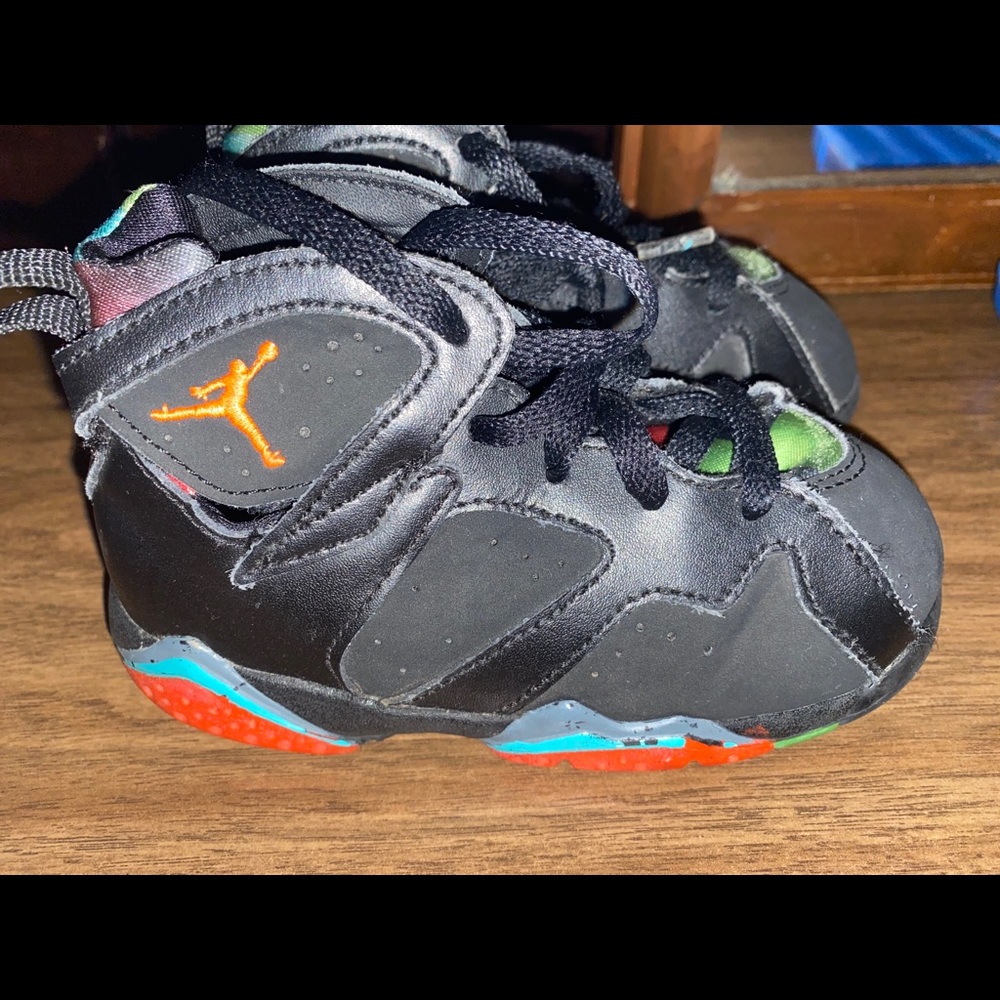 Black Jordan shoes